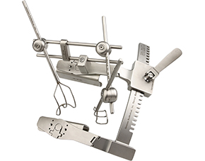 Genesee Denver Wells Retractor